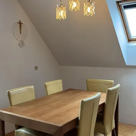 Erholung Pur Mit Aussicht Und Alpakas Zum Angreifen Nahe!