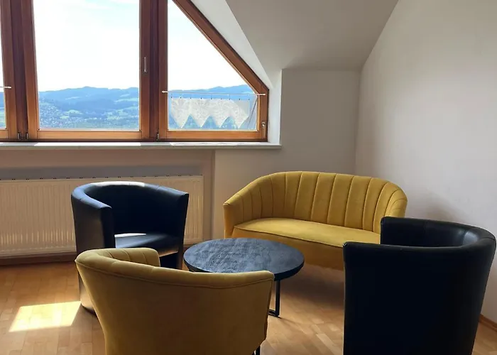 Erholung Pur Mit Aussicht Und Alpakas Zum Angreifen Nahe! *