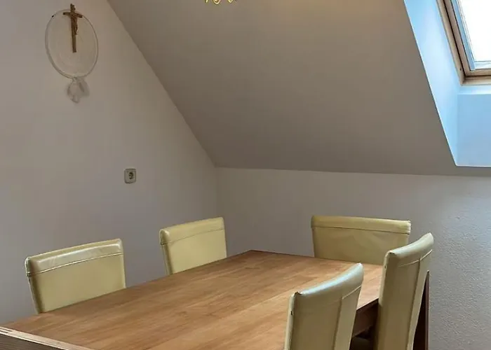 Erholung Pur Mit Aussicht Und Alpakas Zum Angreifen Nahe!